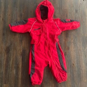 Columbia 18m red/black Snowsuit, used